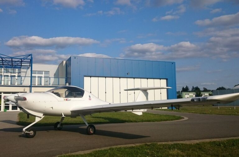 Daimond DA-20